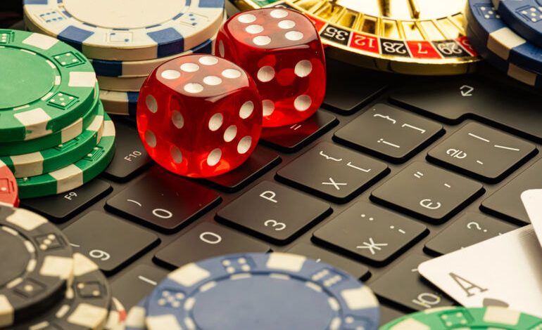 Experience the Thrill of Online Gaming at Casinoly Experience the Thrill of Online Gaming at Casinoly